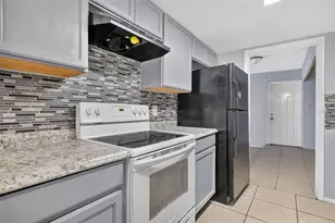 1877 Wayside Dr, Orlando, FL 32818 - Photo 14