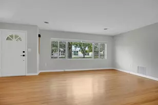 1427 Bryn Mawr St, Orlando, FL 32804 - Photo 2