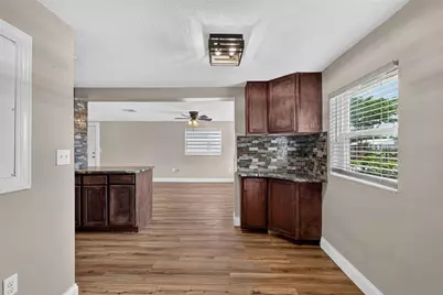 1111 Dora Avenue, Tavares, FL 32778 - Photo 16