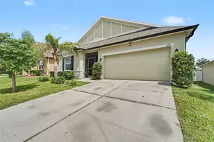 1281 Water Willow Dr, Groveland, FL 34736 - Photo 2