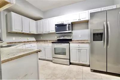 5578 Metrowest Boulevard #1-201, Orlando, FL 32811 - Photo 2