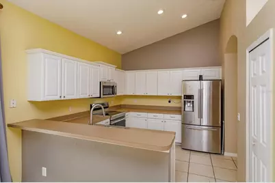 5537 Burlwood Drive, Orlando, FL 32810 - Photo 6