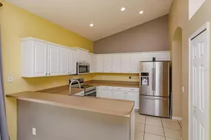 5537 Burlwood Dr, Orlando, FL 32810 - Photo 6