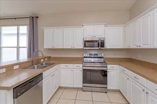 5537 Burlwood Dr, Orlando, FL 32810 - Photo 8