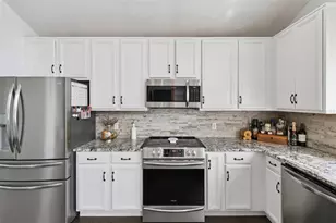 7800 St Giles Pl, Orlando, FL 32835 - Photo 20