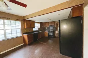 603 W Ocala St, Umatilla, FL 32784 - Photo 4