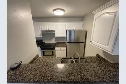 4708 Walden Circle #1812, Orlando, FL 32811 - Photo 8