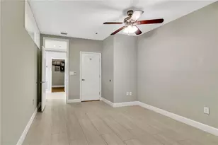 151 E Washington St, Orlando, FL 32801 - Photo 20