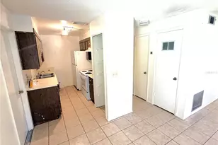 3102 Split Willow Dr, Orlando, FL 32808 - Photo 4