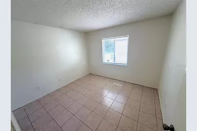3102 Split Willow Dr, Orlando, FL 32808 - Photo 8