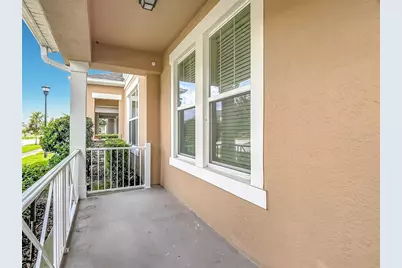 2437 Varenna Loop, Kissimmee, FL 34741 - Photo 2