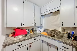 2002 Rockwell Rd, Orlando, FL 32808 - Photo 18
