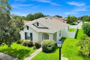 13812 Cepheus Dr, Orlando, FL 32828 - Photo 2