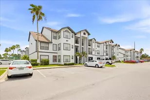 2213 Grand Cayman Ct, Kissimmee, FL 34741 - Photo 2