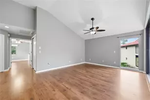 2922 Lake Pineloch Blvd, Orlando, FL 32806 - Photo 10