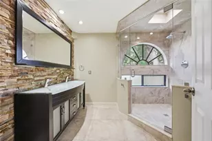 2922 Lake Pineloch Blvd, Orlando, FL 32806 - Photo 22