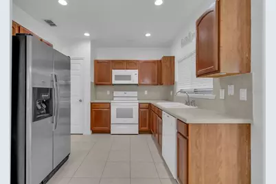 4210 Windsor Lake Circle, Sanford, FL 32773 - Photo 30