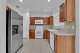 4210 Windsor Lake Cir, Sanford, FL 32773 - Photo 30