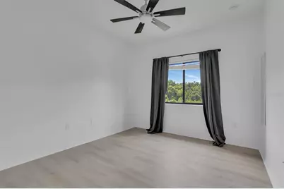 4210 Windsor Lake Circle, Sanford, FL 32773 - Photo 24