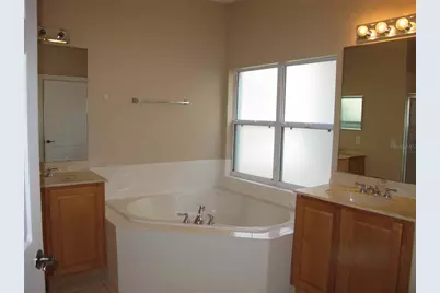 6828 Lucca Street, Orlando, FL 32819 - Photo 14