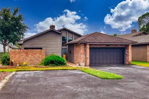 102 Country Pl, Sanford, FL 32771 - Photo 1