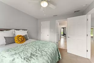 1300 Azora Dr, Deltona, FL 32725 - Photo 10