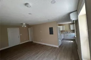 400 S 6th St, Leesburg, FL 34748 - Photo 8