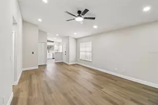 106 Lamplighter Dr, Sanford, FL 32771 - Photo 2