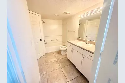 2201 Metropolitan Way #1423, Orlando, FL 32839 - Photo 4