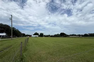 4613 Keene Rd, Plant City, FL 33565 - Photo 2