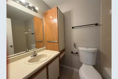 1087 S Hiawassee Road #422, Orlando, FL 32835 - Photo 16