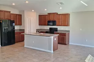 39934 Dawson Chase Dr, Zephyrhills, FL 33540 - Photo 18