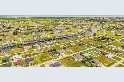 1644 NW 37th Avenue, Cape Coral, FL 33993 - Photo 28