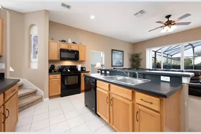 549 Cadiz Loop, Davenport, FL 33837 - Photo 6