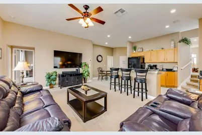 549 Cadiz Loop, Davenport, FL 33837 - Photo 4