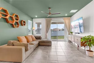 2019 Sunshine Peak Dr, Minneola, FL 34715 - Photo 16
