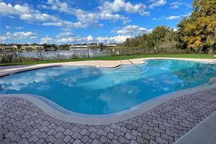 199 Afton Square, Altamonte Springs, FL 32714 - Photo 10