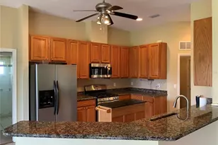 5475 Bounty Cir, Tavares, FL 32778 - Photo 6