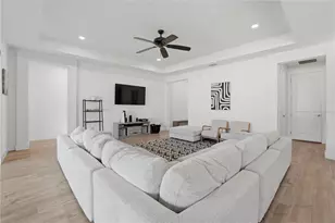 9223 Eagles Perch Pl, Orlando, FL 32825 - Photo 8