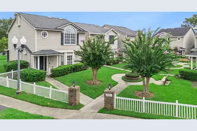 12192 Shady Spring Way, Orlando, FL 32828 - Photo 2