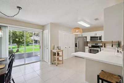12192 Shady Spring Way, Orlando, FL 32828 - Photo 6