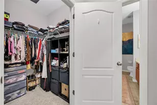 4897 Cypress Woods Dr, Orlando, FL 32811 - Photo 10