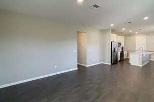824 Blue Creek Dr, Haines City, FL 33844 - Photo 2