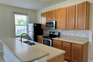 4912 Stone Acres Cir, Saint Cloud, FL 34771 - Photo 8