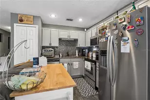 1210 N Fairway Dr, Apopka, FL 32712 - Photo 8