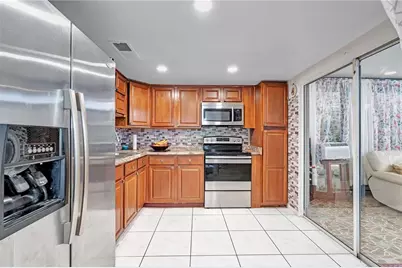 9824 Surrey Ridge Road, Orlando, FL 32825 - Photo 8