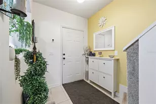 417 Wilton Cir, Sanford, FL 32773 - Photo 6
