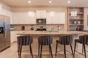 2123 Lelani Cir, Davenport, FL 33897 - Photo 8