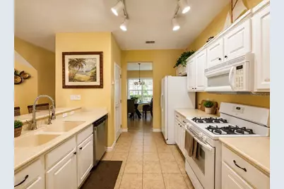 8027 Acadia Estates Court, Kissimmee, FL 34747 - Photo 6