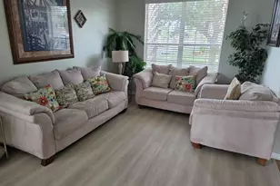 256 Sevilla Ave, Davenport, FL 33897 - Photo 4